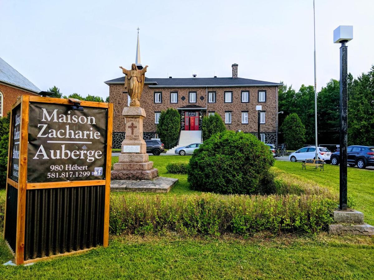 Maison Zacharie Desbiens Exterior photo